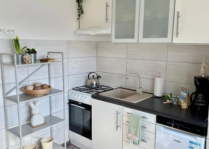 Al-dom Szary Bursztyn * Kołobrzeg